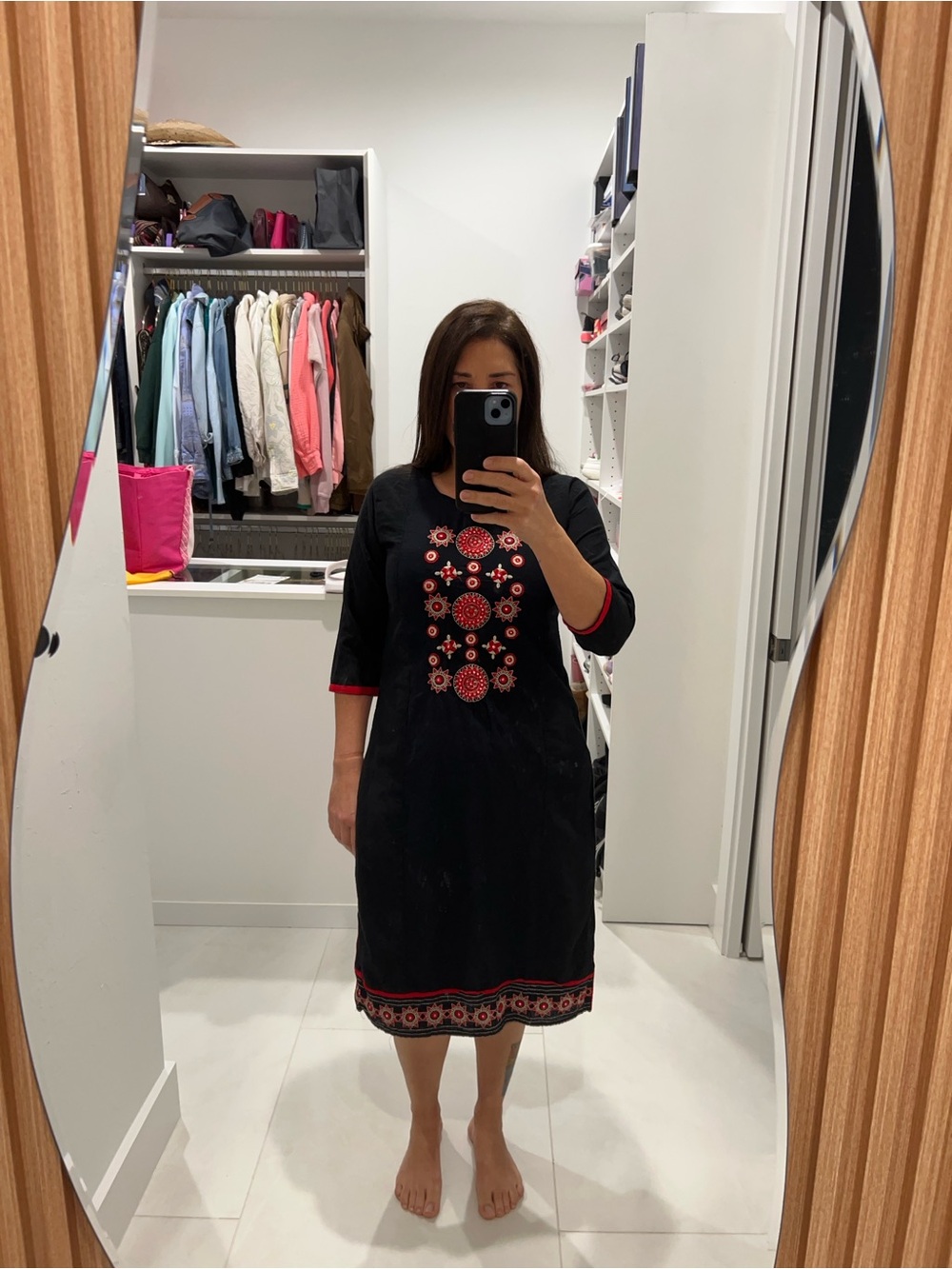 Unbranded Embroidered Tunic Dress Black Red Size L (Fits Smaller)